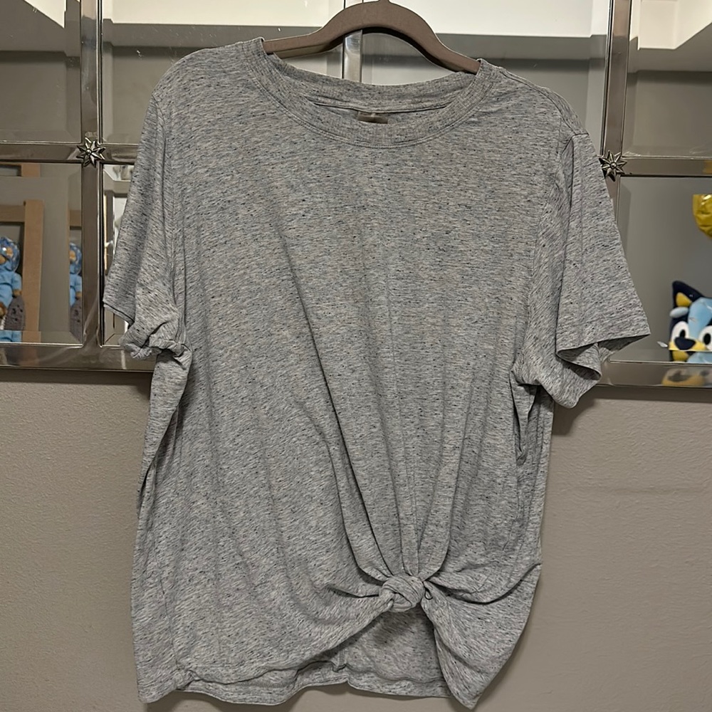 Calia tshirt